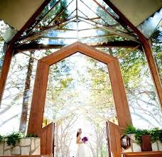 22 Of The Coolest Places To Get Married In America Places To Get Married Wayfarers Chapel California Wedding Venues