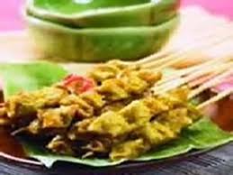 Terdapat banyak hidangan yang menggunakan telur puyuh, baik sebagai kali ini, akan dibahas mengenai sate telur puyuh ala angkringan jogja. Resep Sate Ayam Bumbu Kuning Video Dailymotion