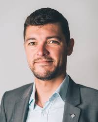 Alex Whitefield's Instagram, Twitter & Facebook