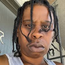 Amber Royston's Instagram, Twitter & Facebook