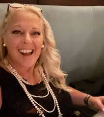 Shirley Petrucci's Instagram, Twitter & Facebook