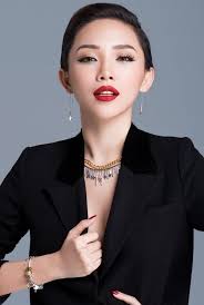 Sơn Tùng, Tóc Tiên được mời dự sự kiện thời trang lớn nhất Hàn Quốc