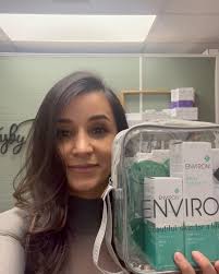 Give way Winner is Maureen McGee 💚 , I have to get used been in front of  the camera 🎥😅