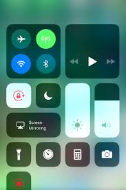 You Will Be Able To Screen Record Your Iphone And It S Making People Both Scared And Shooketh Screen Mirroring Iphone Screen