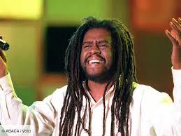 L'artiste emblématique de la musique reggae serait décédé à 53 ans, si l'on en croit ses amis, les chanteurs pierpoljak et nuttea qui ont annoncé la. Sysseahargv5 M