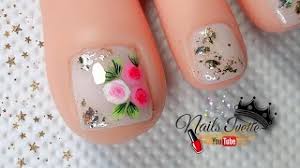 Te traemos más de 50 diseños de uñas pintadas para que puedas tener muchísimas ideas al momento de decorar tus uñas sin importar si sean cortas o largas, ya que tenemos aproximadamente 25 diferentes modelos de uñas pintadas para cada uno de los tamaños, así que seguramente. Unas Decoradas Para Pie Como Hacer Disenos Sencillos En Los Pies 2021 Diseno De Unas Rosas Youtube