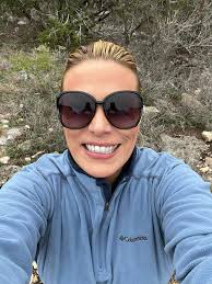 Weekday morning women's hiking buddy wanted