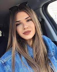 Bold Matte Lip Color Style Beauty Brown Hair With Blonde Highlights Brown Blonde Hair Blonde Highlights