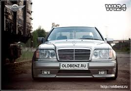 Wallpaper Mercedes 124 Panosundaki Pin