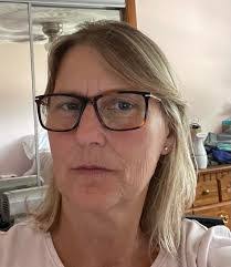 Ellen Wolaner's Instagram, Twitter & Facebook