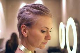 The hair is allowed to fall open naturally. 35 Slick Back Hairstyles That Work On Every Woman