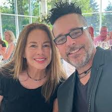 Bobby Huff's Instagram, Twitter & Facebook