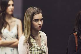 She is portrayed by ana valeria becerril. Control Z Bild 6 Von 10 Filmstarts De