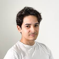 Daryl Rossiter's Instagram, Twitter & Facebook