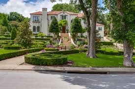 Lincoln kessler park apartments are located near the trinity groves neighborhood and minutes away from the bishop art district and downtown dallas, tx. Kessler Park Good Deed Real Estate Group