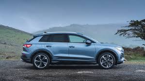 Just because it's electric doesn't mean compromising on performance or cool innovative tech. Audi Q4 E Tron Review 2021 Top Gear