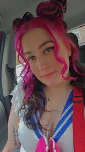 Darla Crow's Instagram, Twitter & Facebook