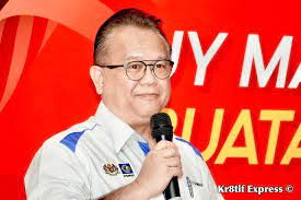 He is the federal deputy minister of rural and regional development and the member of the parliament of malaysia for the kapit constituency in sarawak, representing the parti pesaka bumiputera bersatu (pbb). Yb Datuk Alexander Nanta Linggi Launched Buatan Malaysia Campaign On Shopee To Spur The Sales And Promotion Of Malaysian Made Products On Shopee
