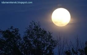 13 Tafsir Mimpi Tentang Bulan Menurut Islam Dan Erek Erek 2d 3d 4d Islam Erek Erek