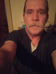 I'm single from London looking for boyfriend