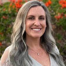 Karla Claussen's Instagram, Twitter & Facebook