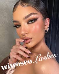 Amazon.com: wiwoseo Eyelashes Clear Band Natural Wispy Lashes Natural Look  Russian Strip Lashes 3D Effect 16MM Cat Eye Lashes that Look Like  Extensions False Lashes 10 Pairs Pack : Beauty & Personal