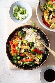 Asian Style Chicken Vegetable Stir Fry With A Hoisin Sauce Serve With Rice Or Noodles Preppy Chicken Vegetable Stir Fry Healthy Dinner Chicken And Vegetables