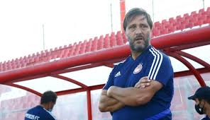 Ένα σκληρό φάουλ του ρικάρντο της λέστερ πάνω στον τσίλγουελ, στο 92ο λεπτό λίγο έλειψε να οδηγήσει σε σύρραξη στα τελευταία λεπτά του αγώνα της τσέλσι με την λέστερ. Qxeedfjtrdulem