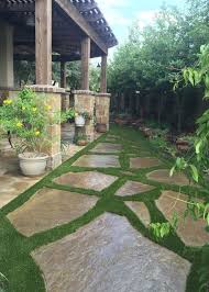 47 Best Farmhouse Side Yard Decor And Design Idea Backyard Walkway Patio Landscaping Outdoor Walkway