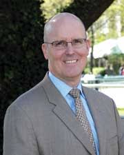Lee grabs reins to help save NYRA franchise