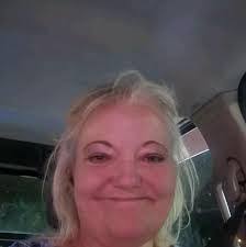 Glenda Gibbons's Instagram, Twitter & Facebook