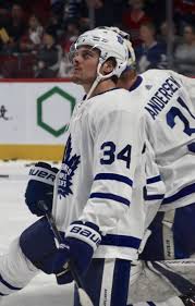 This game is so entwined with the country, that the canadian logo of the maple leaf is printed on many hockey shirts. ËË‹ Insta Pinterest Keelybxo ËŠËŽ Toronto Maple Leafs Hockey Toronto Maple Leafs Wallpaper Maple Leafs Hockey