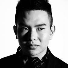 Dave Tan Yi Jia (@DaveTYJ)