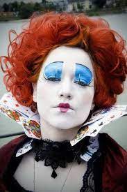 Eine und ein weiterer charakter, den du in unserer auswahl an alice im wunderland kostümen nicht verpassen solltest, ist die böse herzkönigin mit. Alice Im Wunderland Herzkonigin Kostum Selber Machen Maskerix De Queen Of Hearts Costume Queen Of Hearts Halloween Queen Of Hearts Halloween Costume