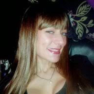 Mandi Cain's Instagram, Twitter & Facebook