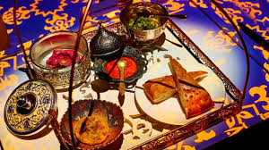 The chef that gets the loudest applause from the audience at the end of the dinner, wins the 24 karat golden chef's hat! The Le Petit Chef Dining Experience At Grand Hyatt Kl Takes You On A Gastronomical Tour Robbreport Malaysia