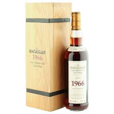 Macallan 1966 35 Year Old Fine Rare 2002 Bottling With Wooden Case With Images Whisky Single Malt Malt Whisky