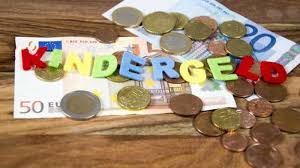Emelkedett a gyes, a családi pótlék, az anyasági támogatás, a táppénz, az ápolási díj. Csaladi Potlek Nemetorszagban Andreasagro