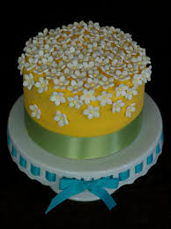 Butter Cream Babyshowwer Cakes Lemon Cake With Lemon Curd Buttercream Fondant Covering And Buttercream Decorating Cake Lemon Curd