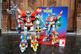 Saya belum pernah lagi cuba idea acuan guna lego. Review Mainan Lego Ideas Voltron Robot Besar Pembangkit Nostalgia Anime 90 An Bukareview