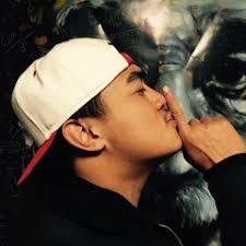 Stream Paruhang Rai music