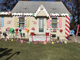 I love this gingerbread house! Outdoor Gingerbread House Christmas Decorations Novocom Top