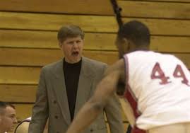 Owens's Welling wins 400th game