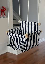 Apfel Biber Eine Selbstgebaute Babyschaukel Aus Stoff Und Apfel Babyschaukel Biber Selbstgebaute Stoff Schaukel Baby Hangematte Babyschaukel