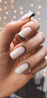 The black cat nail art should only be practiced by manicure specialists who are not superstitious. 57 Pretty Nail Ideas The Nail Art Everyone S Loving Black White Glitter