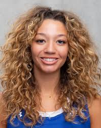 Hannah Sadler's Instagram, Twitter & Facebook