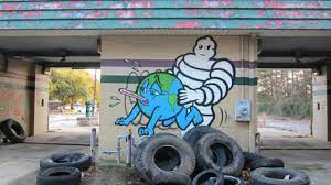 Here are lots of pretend play ideas on imagination soup, great ideas on childhood 101, and â 25 easy ideas from no time for flashcards. Street Art That Face Climate Change Gift Ideas Creative Spotting