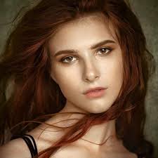 Bee Kay — photographer following