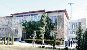 Artistul constănțean va urma, din această toamnă, cursurile facultății de arte din cadrul universităţii „ovidius constanţa. Se CautÄ ConferenÅ£iari Universitari Si Profesori ComponenÅ£a Comisiilor De Concurs Pentru Ocuparea Posturilor La Universitatea Ovidius