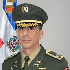 Designan al coronel Freddy R. Soto director general del Cesfront